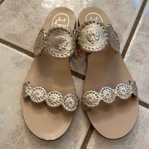 Jack Rogers sandals in metallic shimmer size 9.5 🤩